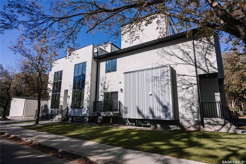 2800 14th Ave, Regina, SK, S4T5S8 | Card Image