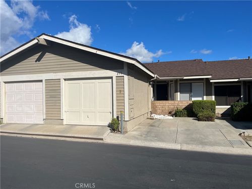 855 Tangerine St, Corona, CA, 92879 | Card Image