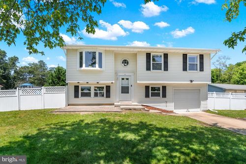27 Greystone Cir, WALDORF, MD, 20602-3458 | Card Image