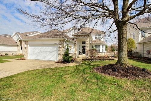 441 W Glengary Cir, Highland Heights, OH, 44143-3624 | Card Image