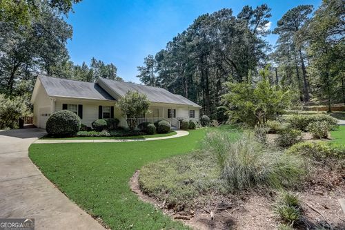 701 Longview Dr, Canton, GA, 30114-3320 | Card Image