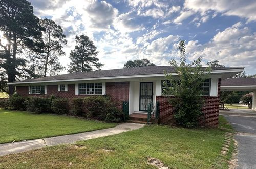 1625 Circle Dr, Malvern, AR, 72104-4507 | Card Image