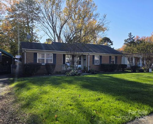 4332 Winedale Ln, Charlotte, NC, 28205-4531 | Card Image