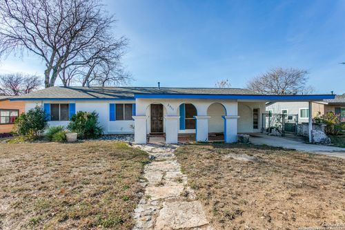 2911 Dall Trl, San Antonio, TX, 78228-2709 | Card Image