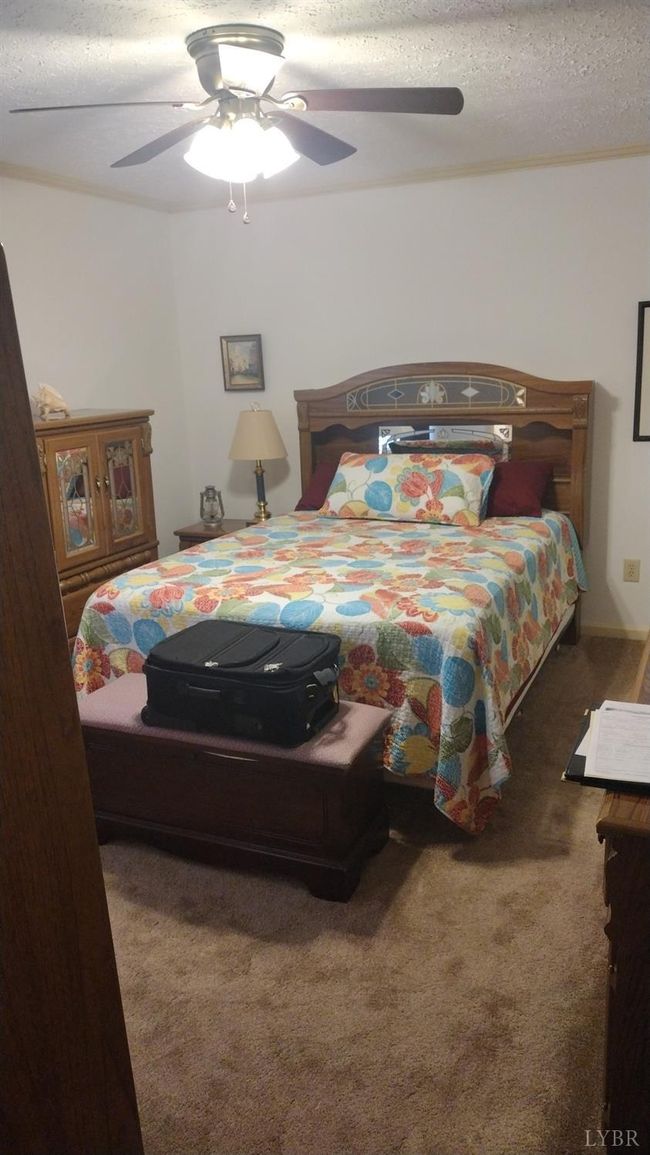 618 Prospect Rd, House other with 3 bedrooms, 2 bathrooms and null parking in Hurt VA | Image 12