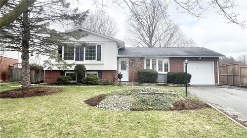 497 Regal Dr, London, ON, N5Y1K1 | Card Image
