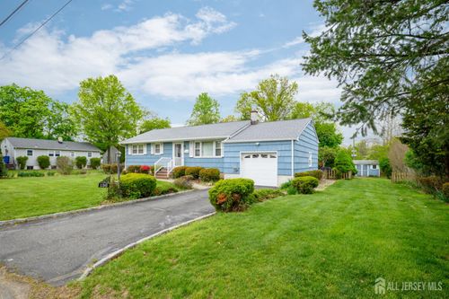 136 Roberts Avenue, Piscataway, NJ, 08854 | Card Image