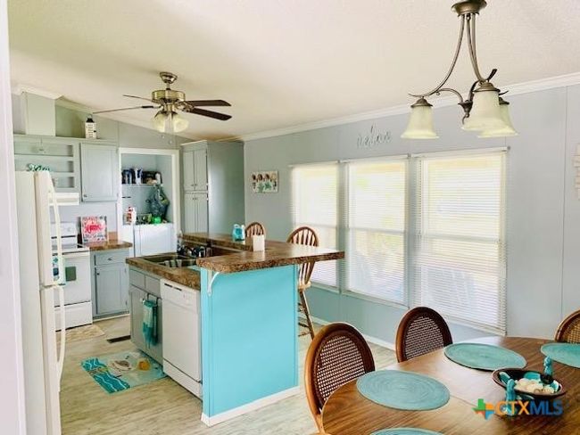 77 Blue St, House other with 3 bedrooms, 2 bathrooms and null parking in Port O Connor TX | Image 23