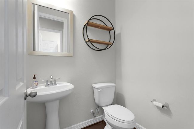 6026 Lake Bridge Ln, House other with 4 bedrooms, 4 bathrooms and 2 parking in Manvel TX | Image 43