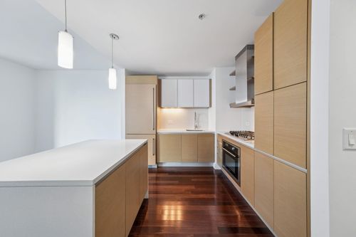 1512-77 Hudson St, Jersey City, NJ, 07302-8520 | Card Image