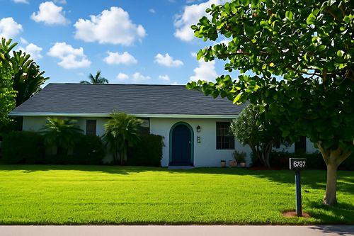 6797 Bayshore Dr, Lake Worth, FL, 33462-3901 | Card Image