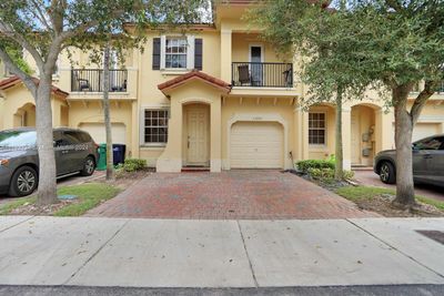 13251 Sw 130th Ave, Townhouse with 3 bedrooms, 2 bathrooms and null parking in Miami FL | Image 1