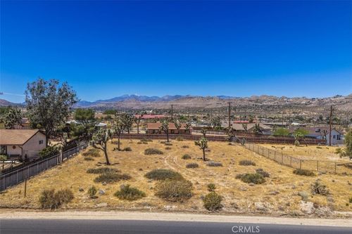 4321 Avalon Avenue, Yucca Valley, CA, 92284 | Card Image