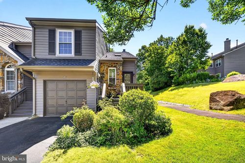45-G Chicopee Dr, Princeton, NJ, 08540-1832 | Card Image