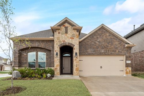 10620 Breezeway Dr, Aubrey, TX, 76227-4860 | Card Image