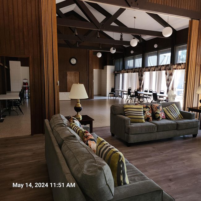 Clubhouse looking towards kitchen | Image 29
