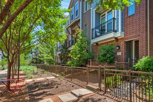 1141 Tea Olive Ln, Dallas, TX, 75212-0103 | Card Image