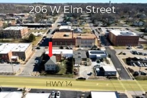206 W Elm St, Ozark, MO, 65721-9222 | Card Image