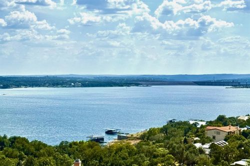 14000 & 14002 Skyline Drive, Austin, TX, 78732 | Card Image