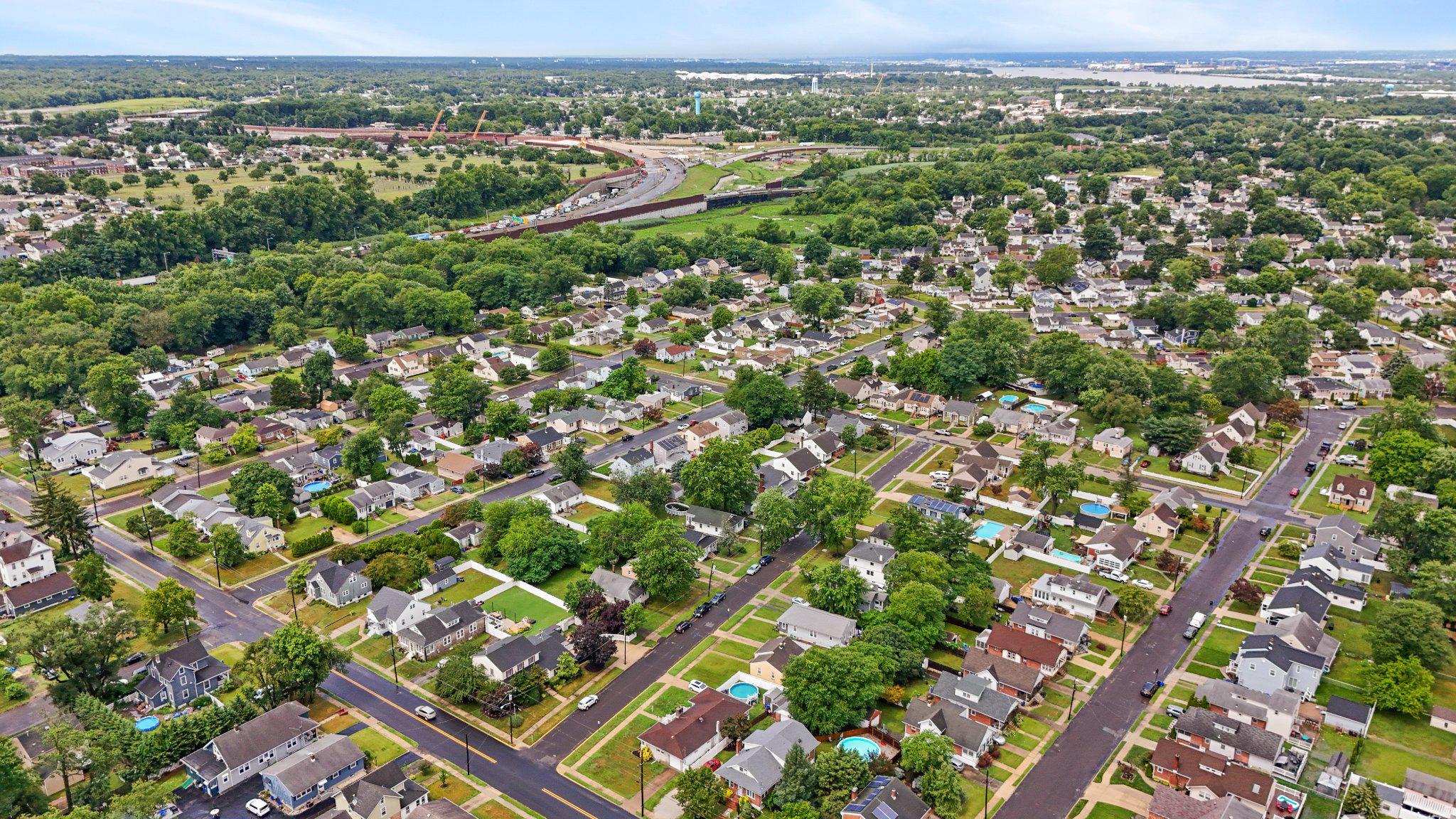 Residential in MOUNT EPHRAIM 3