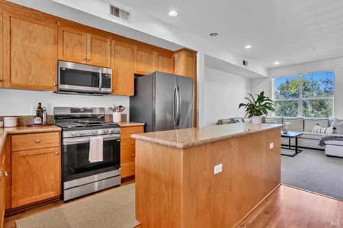 240 City Center Drive, Rohnert Park, CA, 94928 | Card Image