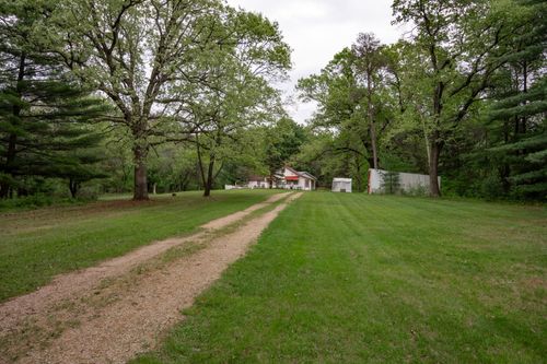 N6866 16th Ave, New Lisbon, WI, 53950-9408 | Card Image