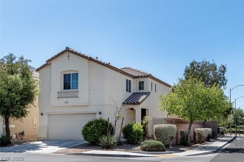 6825 Briarwood Bend Ave, Las Vegas, NV, 89130-5005 | Card Image