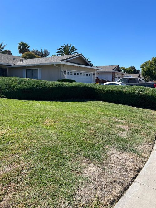 2902 Litchfield Dr, Stockton, CA, 95209-2245 | Card Image