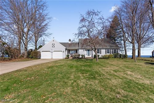 1122 Lake Rd, Conneaut, OH, 44030-1139 | Card Image