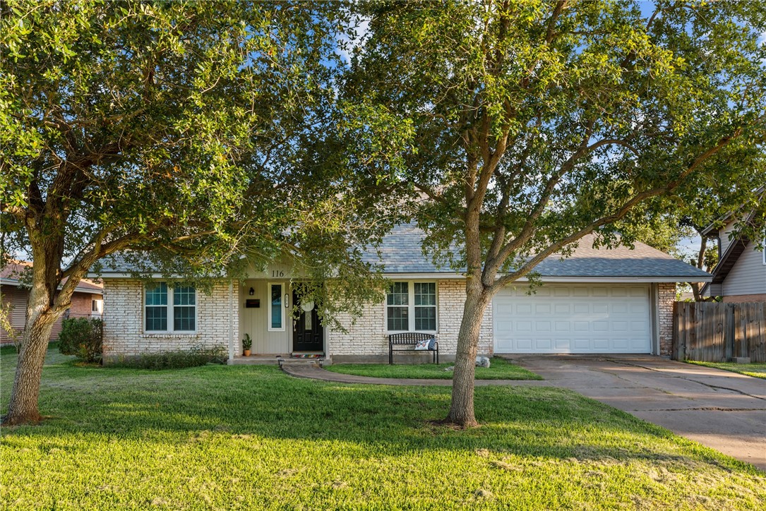 Carmel Dr, Portland, TX 78374