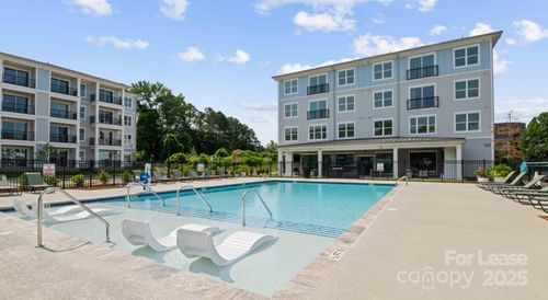 2a-5120 77 Center Dr, Charlotte, NC, 28217 | Card Image