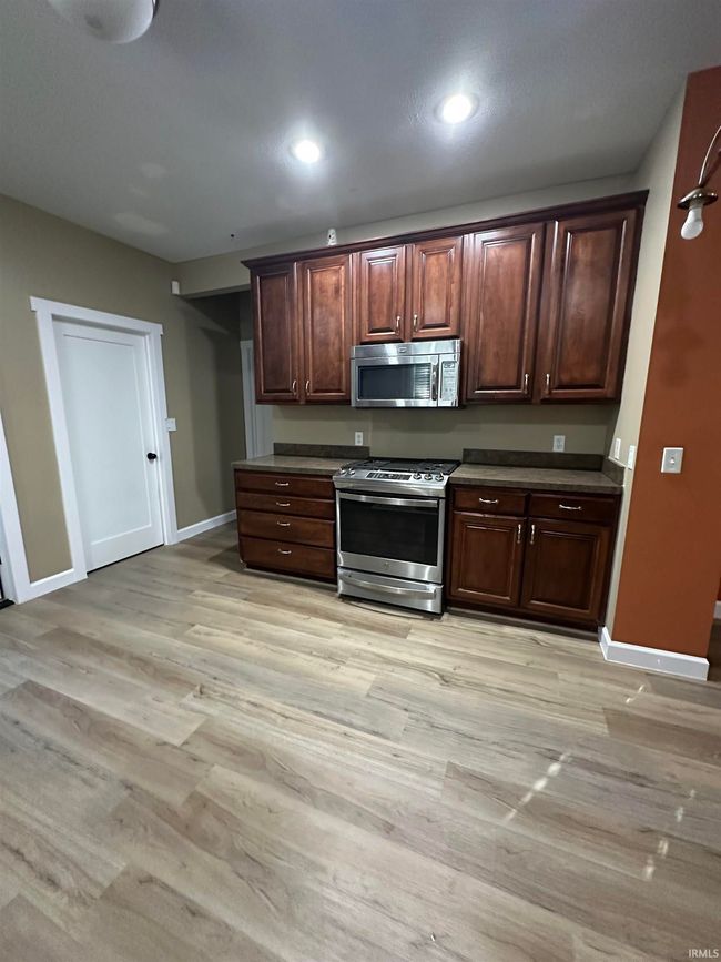 4096 E South St, House other with 3 bedrooms, 2 bathrooms and null parking in Saint Anthony IN | Image 9