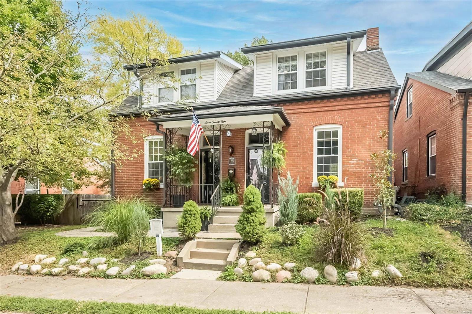 Benton Ave, Saint Charles, MO 63301