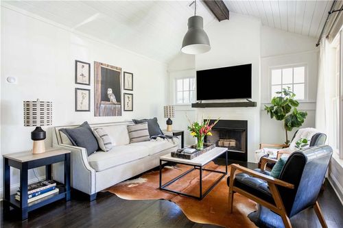 352 Sinclair Ave Ne, Atlanta, GA, 30307-1929 | Card Image