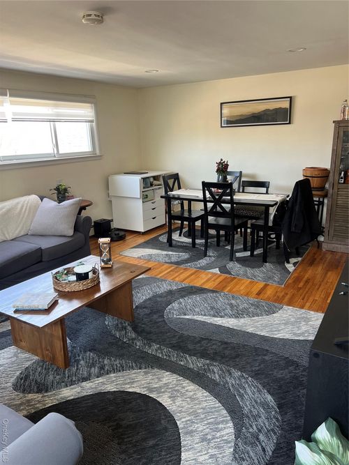 upper-644 E Olive St, Long Beach, NY, 11561-3746 | Card Image