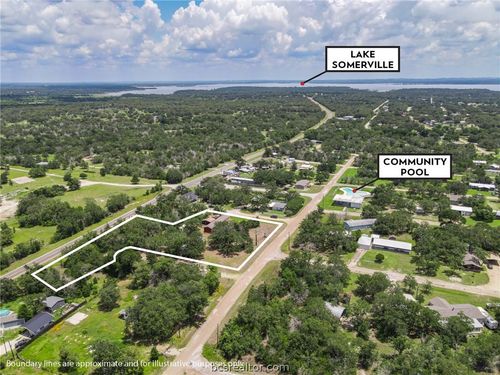 108 Moss Oak Cir, Somerville, TX, 77879-6079 | Card Image