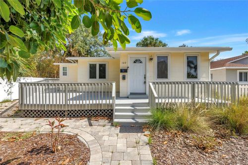 109 20th Ave S, SAINT PETERSBURG, FL, 33705-2759 | Card Image