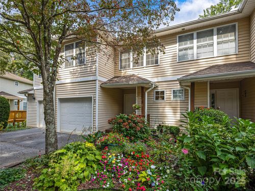 83 Farm Ln, Mills River, NC, 28759-4642 | Card Image