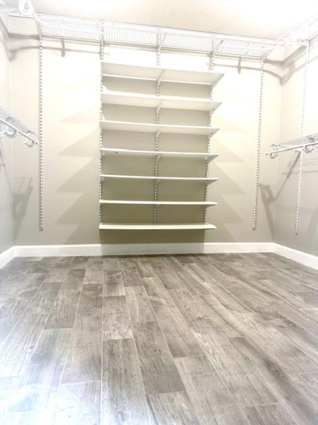 19126 S Rim Trl, House other with 4 bedrooms, 3 bathrooms and 2 parking in Spring TX | Image 16