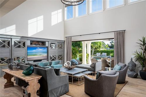3170 Crayton Rd, NAPLES, FL, 34103-4090 | Card Image