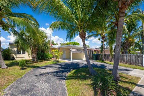 5225 Ne 5th Ave, Fort Lauderdale, FL, 33334-2443 | Card Image