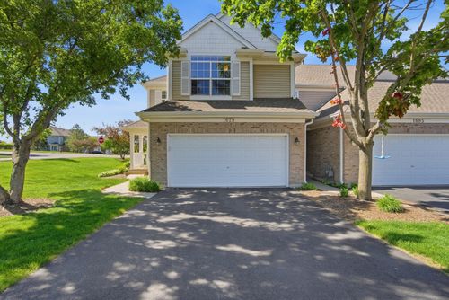 1679 Yellowstone Cir, Crystal Lake, IL, 60014-8907 | Card Image