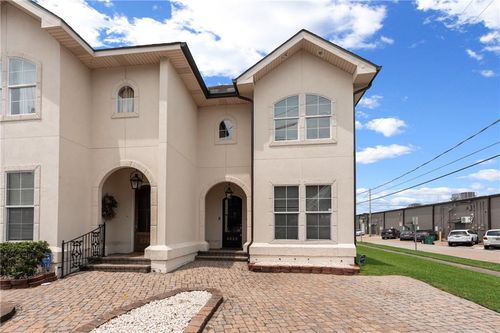 4222-4222 Transcontinental Dr, Metairie, LA, 70006-2648 | Card Image