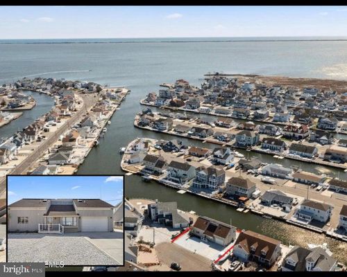 823 Forepeak Dr, Forked River, NJ, 08731-3030 | Card Image