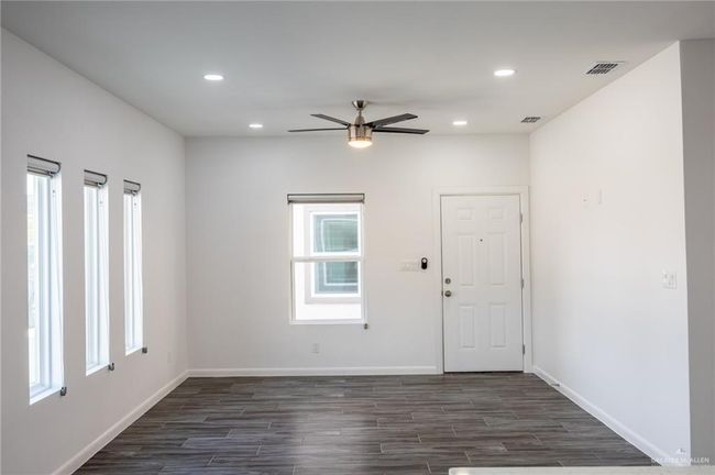 APT-4 - 1106 Cooper Ln, Condo with 3 bedrooms, 2 bathrooms and 1 parking in San Juan TX | Image 9