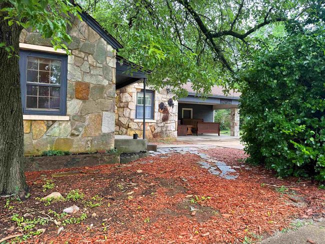 404 S 5 Th St, House other with 3 bedrooms, 2 bathrooms and null parking in Thayer MO | Image 4
