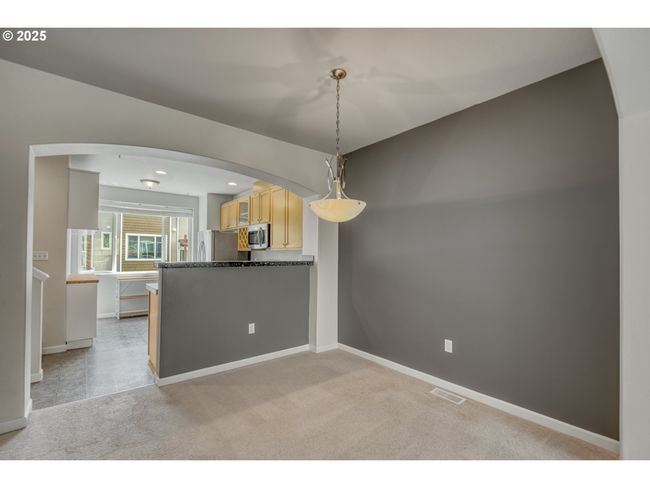 UNIT-103 - 8800 Sw 147 Th Ter, Condo with 2 bedrooms, 3 bathrooms and 2 parking in Beaverton OR | Image 9