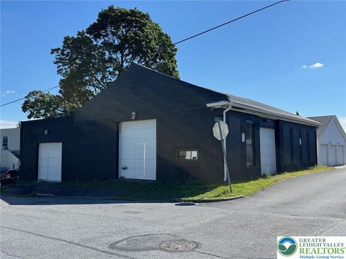 rear-2026 N 1st Ave, Whitehall, PA, 18052-3902 | Card Image