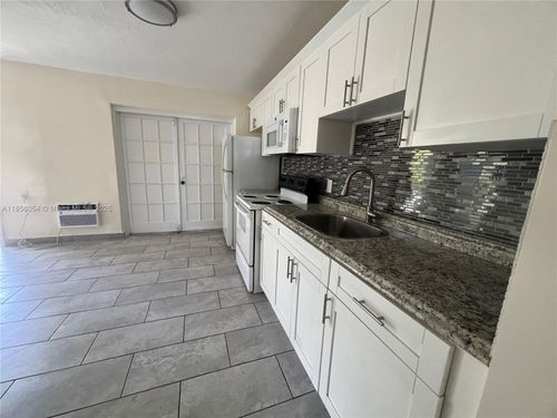 apt-c-2760 Sw 2nd St, Fort Lauderdale, FL, 33312-1262 | Card Image
