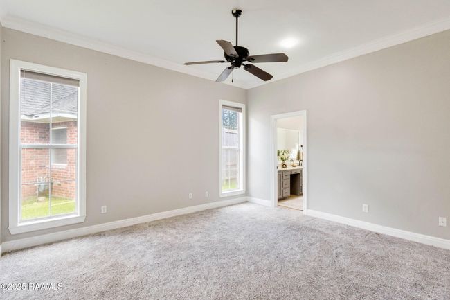 16-web-or-mls-110 Yorkshire Circle-15 | Image 18